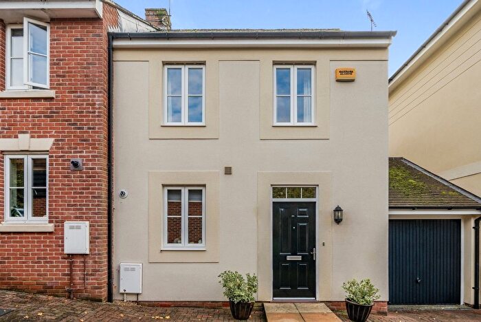 3 Bedroom End Of Terrace House For Sale In The Paddock, Itchen Abbas, Winchester, Hampshire, SO21