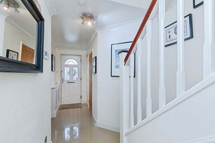 4 Bedroom Detached House For Sale In Crossland Row, Burbage, Hinckley, LE10