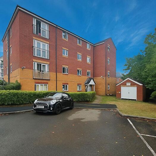 2 Bedroom Flat For Sale In Keane Court, Manchester, M8