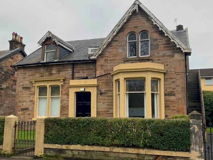 3 Bedroom Flat To Rent In Craigpark, Dennistoun, Glasgow G31