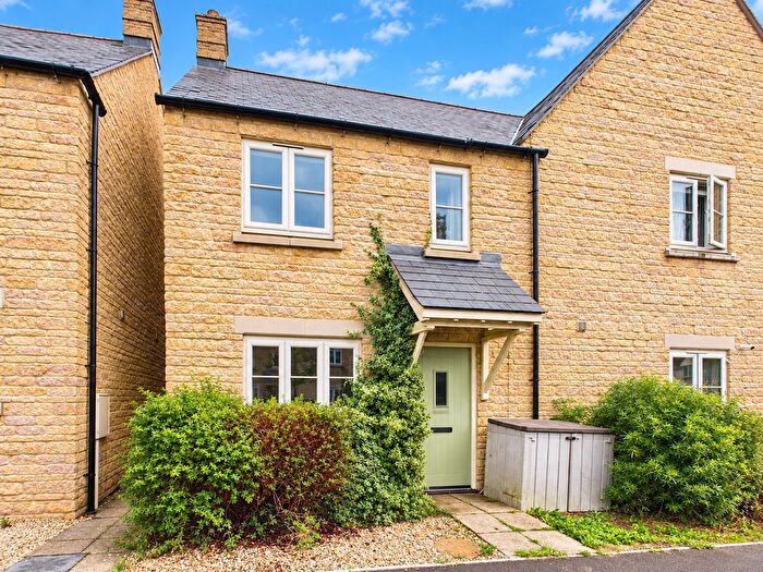 2 Bedroom Detached House For Sale In Magpie Place, Bourton-On-The-Water, GL54