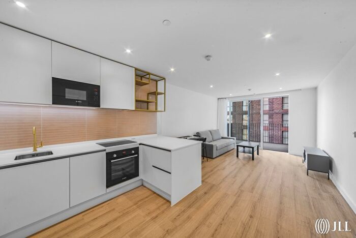1 Bedroom Flat To Rent In Quay Walk, London, HA0