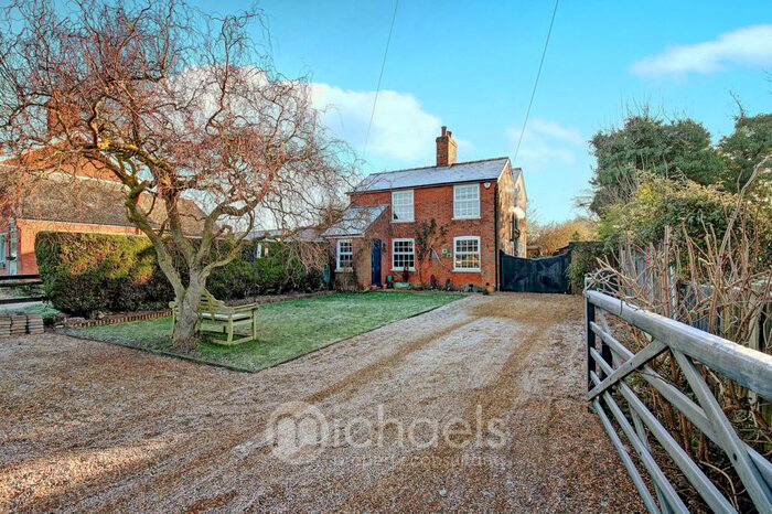 3 Bedroom Detached House For Sale In Gainsford End, Toppesfield, Halstead, CO9