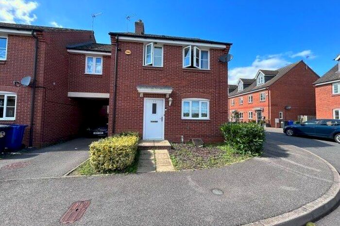 3 Bedroom Property To Rent In The Meadows, Milton Keynes, MK19