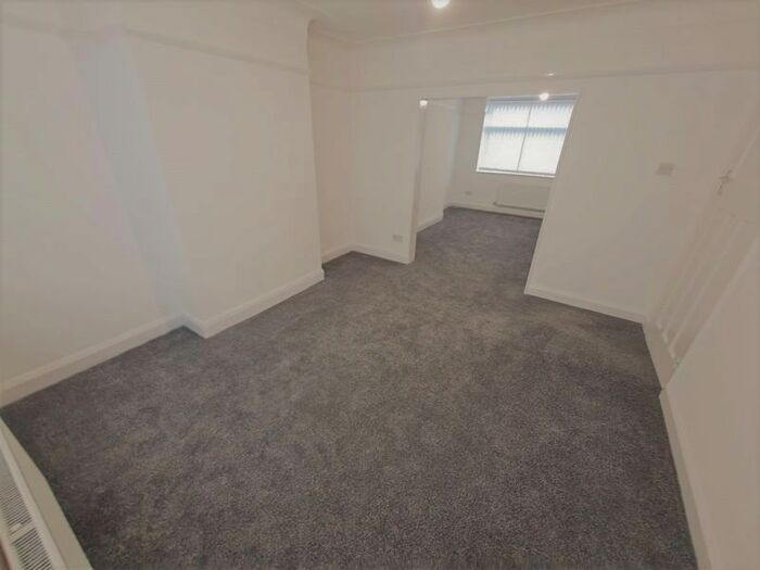 3 Bedroom Semi-Detached House To Rent In Brookside Avenue, Waterloo, Liverpool, L22