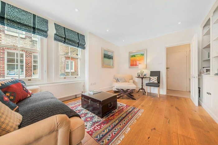 2 Bedroom Flat To Rent In Prince Of Wales Drive, Battersea Park, London, SW11