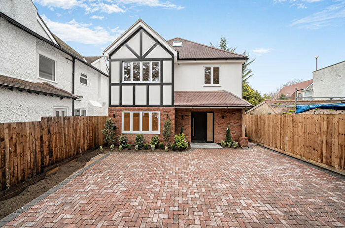 5 Bedroom Detached House For Sale In Foxley Lane, West Purley, CR8