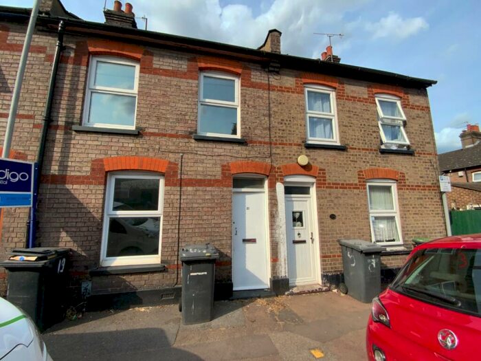 4 Bedroom Terraced House To Rent In Tavistock Crescent, Luton, Bedfordshire, LU1
