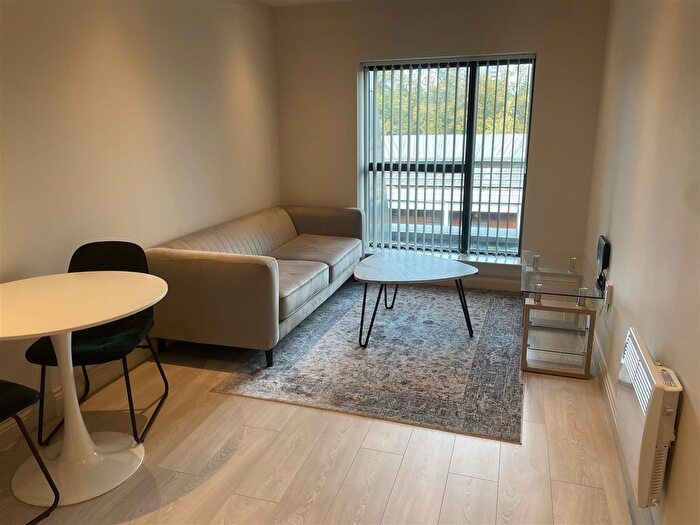 1 Bedroom Flat To Rent In North Street, Leeds, LS2