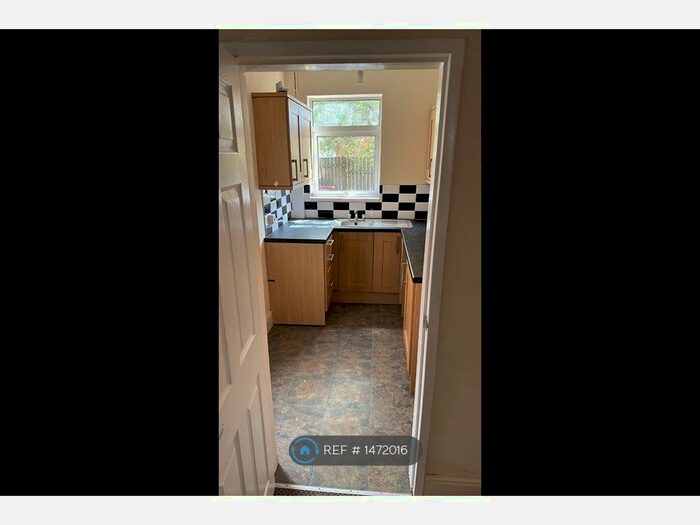 2 Bedroom Terraced House To Rent In Victoria Street, Chesterfield, S45