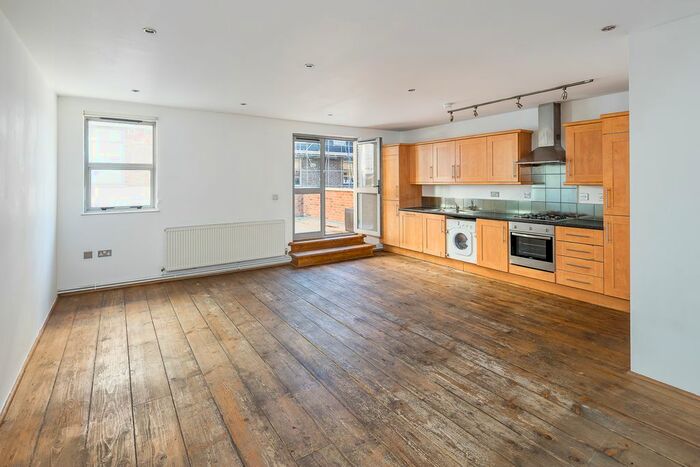 2 Bedroom Flat To Rent In Tudor Road, London Fields, E9