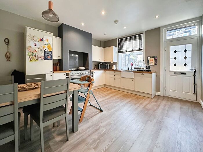 3 Bedroom Terraced House For Sale In Melbourne Street, Farsley, Pudsey, LS28