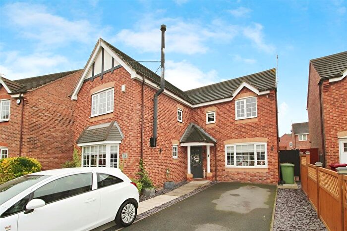 4 Bedroom Detached House For Sale In Old School Lane, Keadby, Scunthorpe, DN17