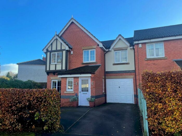 4 Bedroom Semi-Detached House To Rent In Rombalds View, Ilkley, LS29