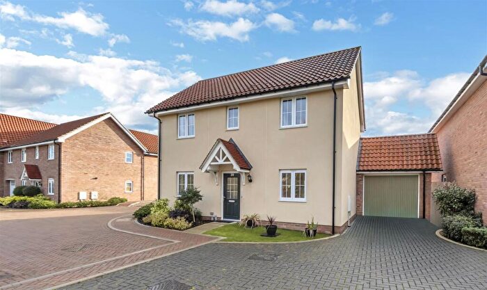 3 Bedroom Detached House For Sale In Wool Road, Bury St. Edmunds, IP32