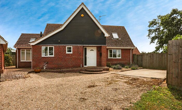 4 Bedroom Detached Bungalow For Sale In Oak Tree Close, Woodbridge, IP12