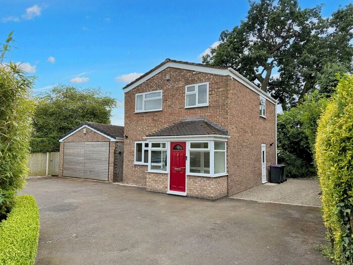 3 Bedroom Detached House For Sale In Chevin Close, Shrewsbury, Shropshire, SY1