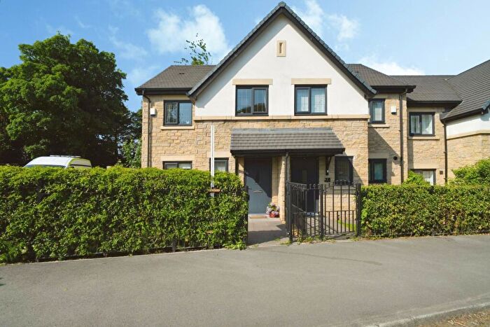 3 Bedroom End Of Terrace House For Sale In Pennine Mews, Westhoughton, Bolton, Greater Manchester, BL5