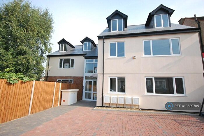 2 Bedroom Flat To Rent In Padua Road, London, SE20