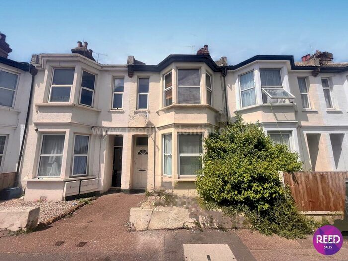 1 Bedroom Flat To Rent In East Street, Southend On Sea, SS2