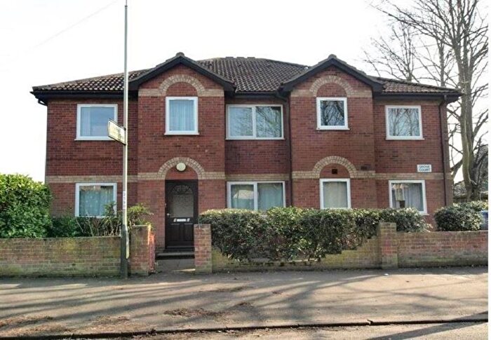 1 Bedroom Flat To Rent In Grove Court, Norwich, NR5