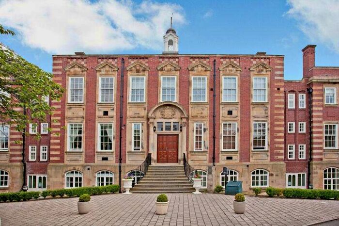 2 Bedroom Apartment To Rent In Huddersfield Road, Barnsley, South Yorkshire, S75