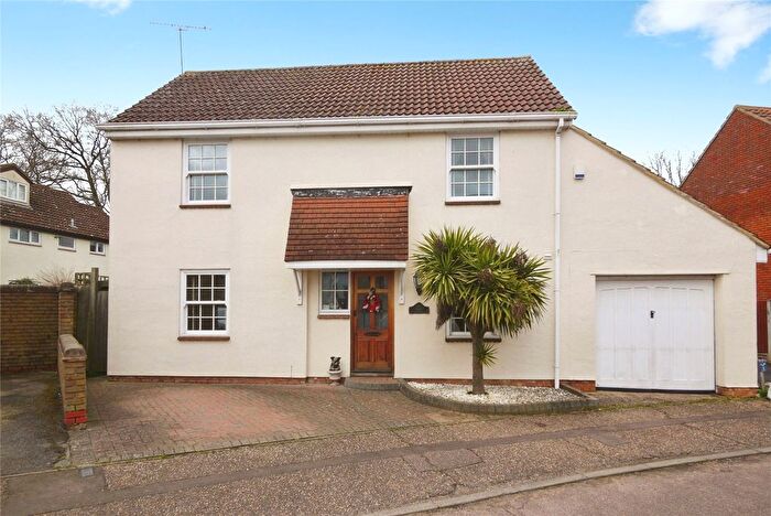 4 Bedroom Detached House For Sale In Roding Drive, Kelvedon Hatch, Brentwood, Essex, CM15