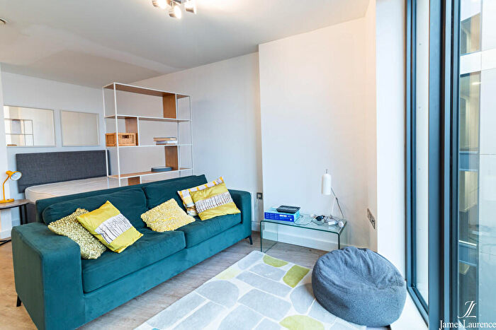 Studio For Sale In The Bank Tower (Tower One), Sheepcote Street, Brindley Place, B16