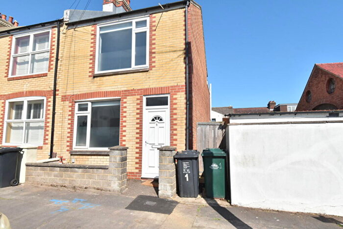 2 Bedroom End Of Terrace House To Rent In Bolsover Road, Hove, BN3