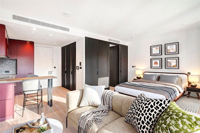 Studio To Rent In Viaduct Gardens, London, SW11