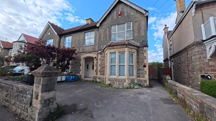 2 Bedroom Apartment To Rent In Charlton Road, Weston-super-Mare, BS23