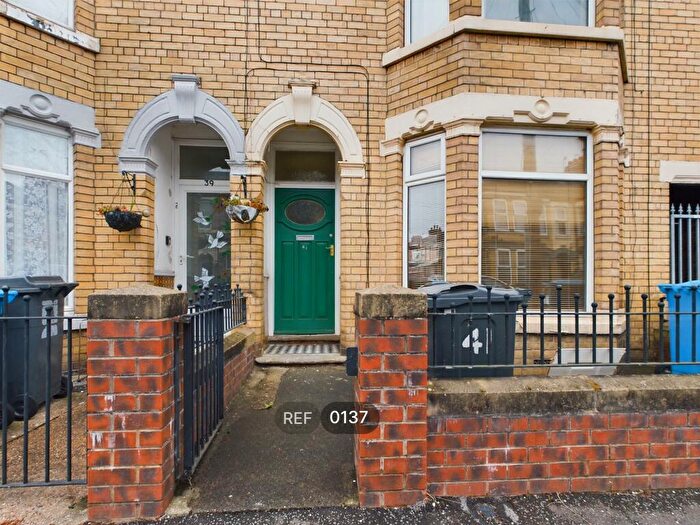 4 Bedroom Terraced House To Rent In Glencoe Street, HU3