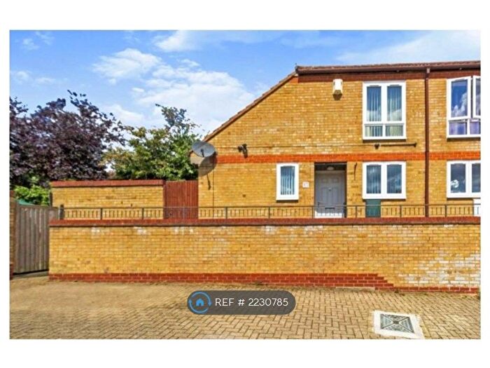 1 Bedroom Semi-Detached House To Rent In Hartwort Close, Milton Keynes, MK7