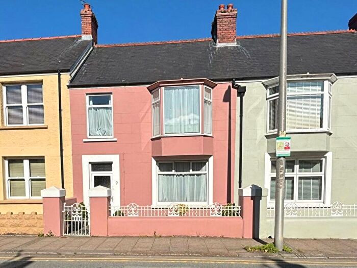 4 Bedroom Terraced House For Sale In Albert Street, Haverfordwest, Pembrokeshire, SA61