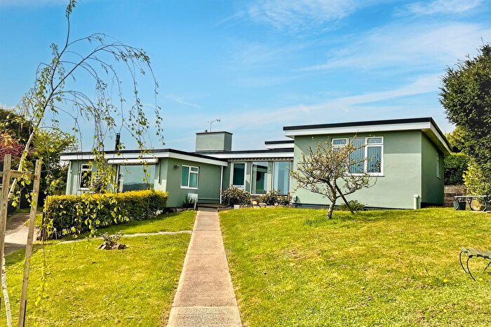 2 Bedroom Bungalow For Sale In Danes Court, Dover, CT16