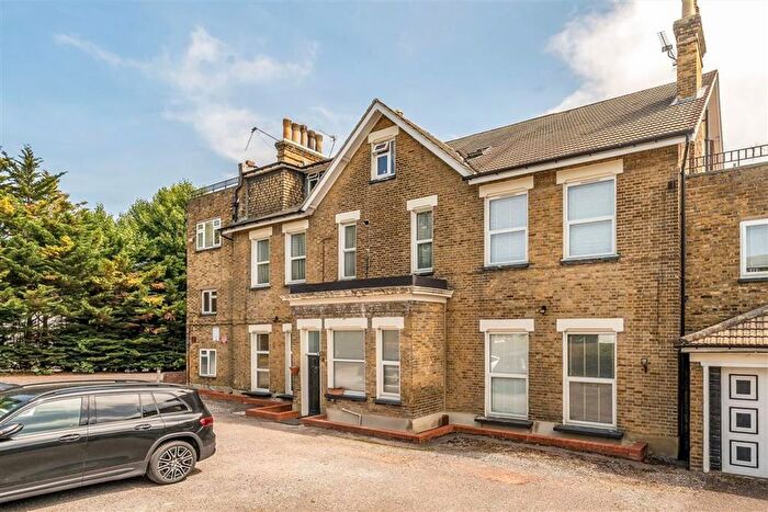 1 Bedroom Flat To Rent In Somertrees Avenue, Lee, SE12