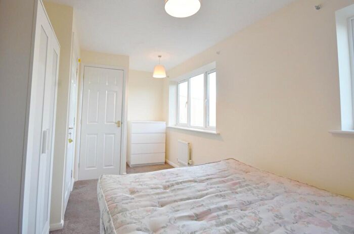 3 Bedroom End Of Terrace House For Sale In Rodyard Way, Coventry, CV1