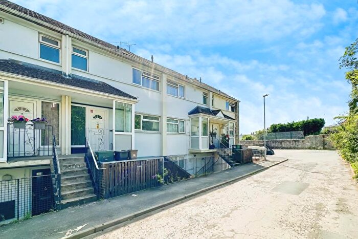 3 Bedroom Maisonette To Rent In Chapel Row, Pill, Bristol, BS20