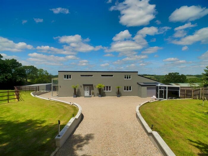 3 Bedroom Country House For Sale In Ingleigh Green, Winkleigh, EX19