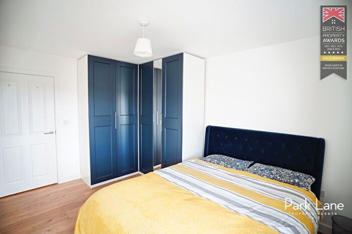 2 Bedroom Flat For Sale In Gibson Road, Bishops Stortford, CM23