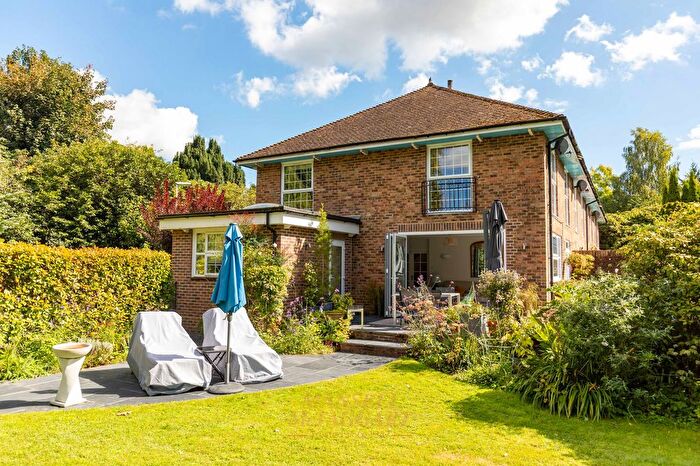 3 Bedroom End Terrace House For Sale In Copthorne Road, Felbridge, RH19