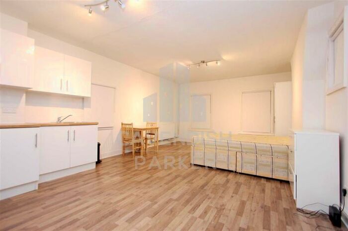 Studio To Rent In Parsifal Road, West Hampstead, London, NW6