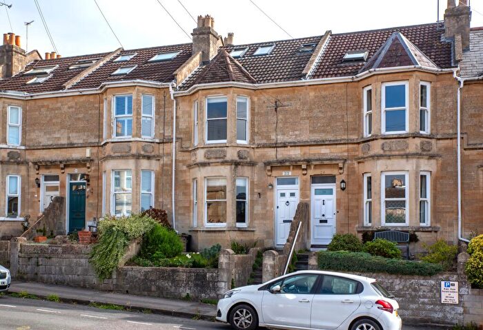 4 Bedroom Terraced House For Sale In Charmouth Road, Newbridge, Bath, Bath And North East Somerset, BA1