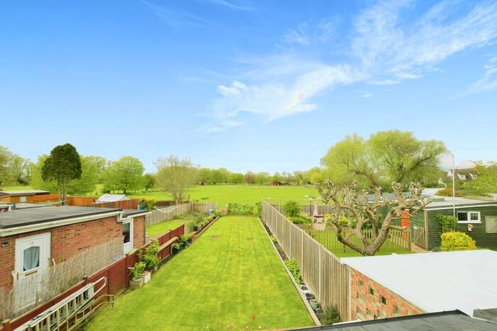 3 Bedroom Semi-Detached House For Sale In Rye Road, Brookland, Romney Marsh, Kent, TN29