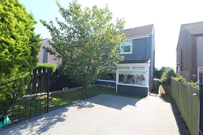 3 Bedroom Semi Detached House For Sale In Trinant Terrace, Pentwyn Crumlin, NP11
