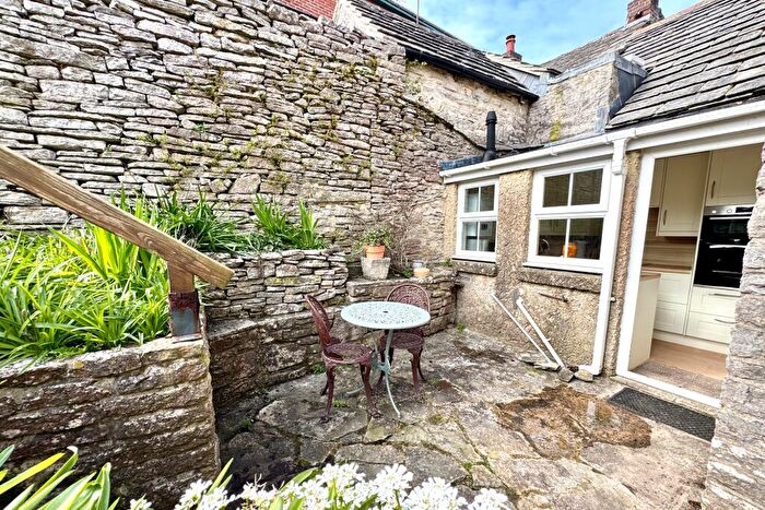 2 Bedroom Terraced House For Sale In High Street, Langton Matravers, BH19 - Photo 11
