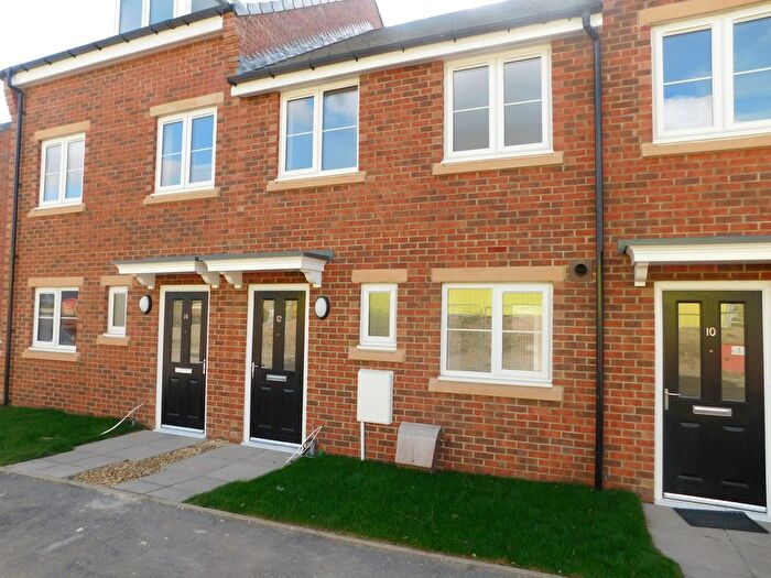 3 Bedroom Terraced House For Sale In Kingfisher Avenue, Stockton-On-Tees, TS20