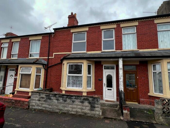 2 Bedroom Property To Rent In George Street, Barry, Vale Of Glamorgan, CF63