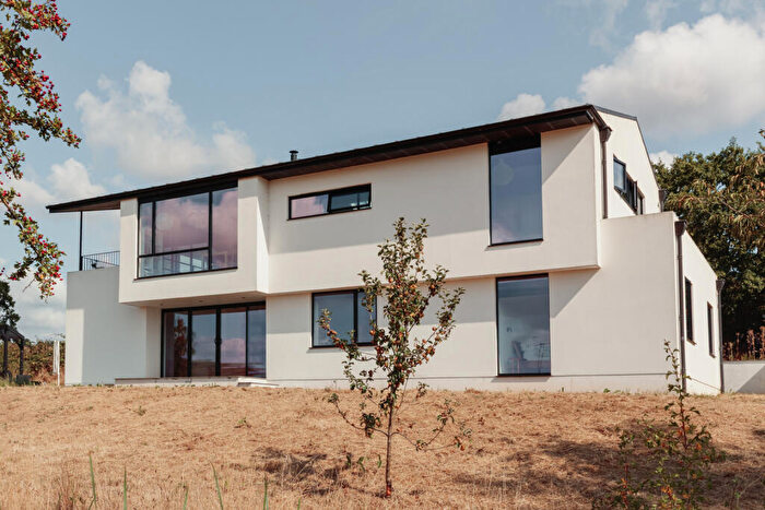 5 Bedroom Detached House For Sale In Lyndale, Thorverton, Devon, EX5