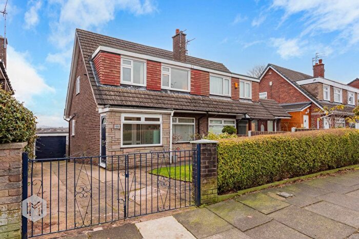3 Bedroom Semi Detached House For Sale In Higher Lomax Lane, Heywood, Greater Manchester, OL10